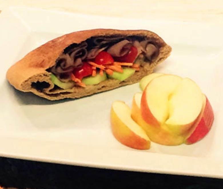 Mediterranean Roast Beef Pita Pocket