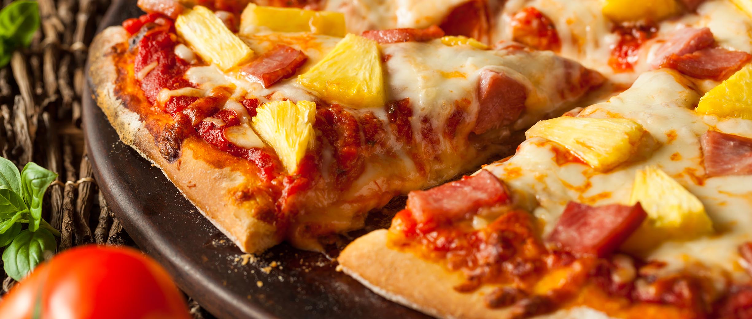 15-Minute Hawaiian Pizza